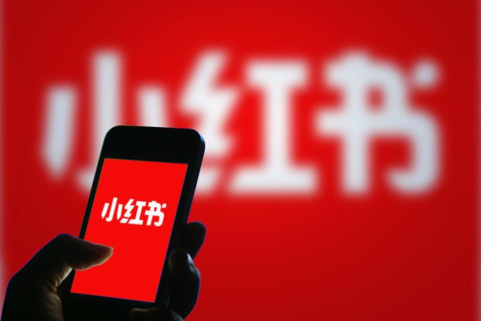 小红书新功能 - “评论区挂链接” ，购物体验全面升级！